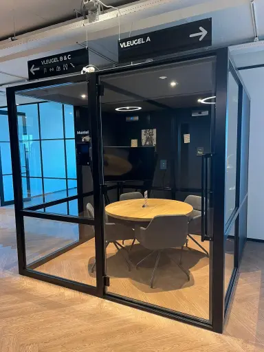 BOW Four Custom-Konfiguration schwarz/anthrazit Refurb-Version 2.0